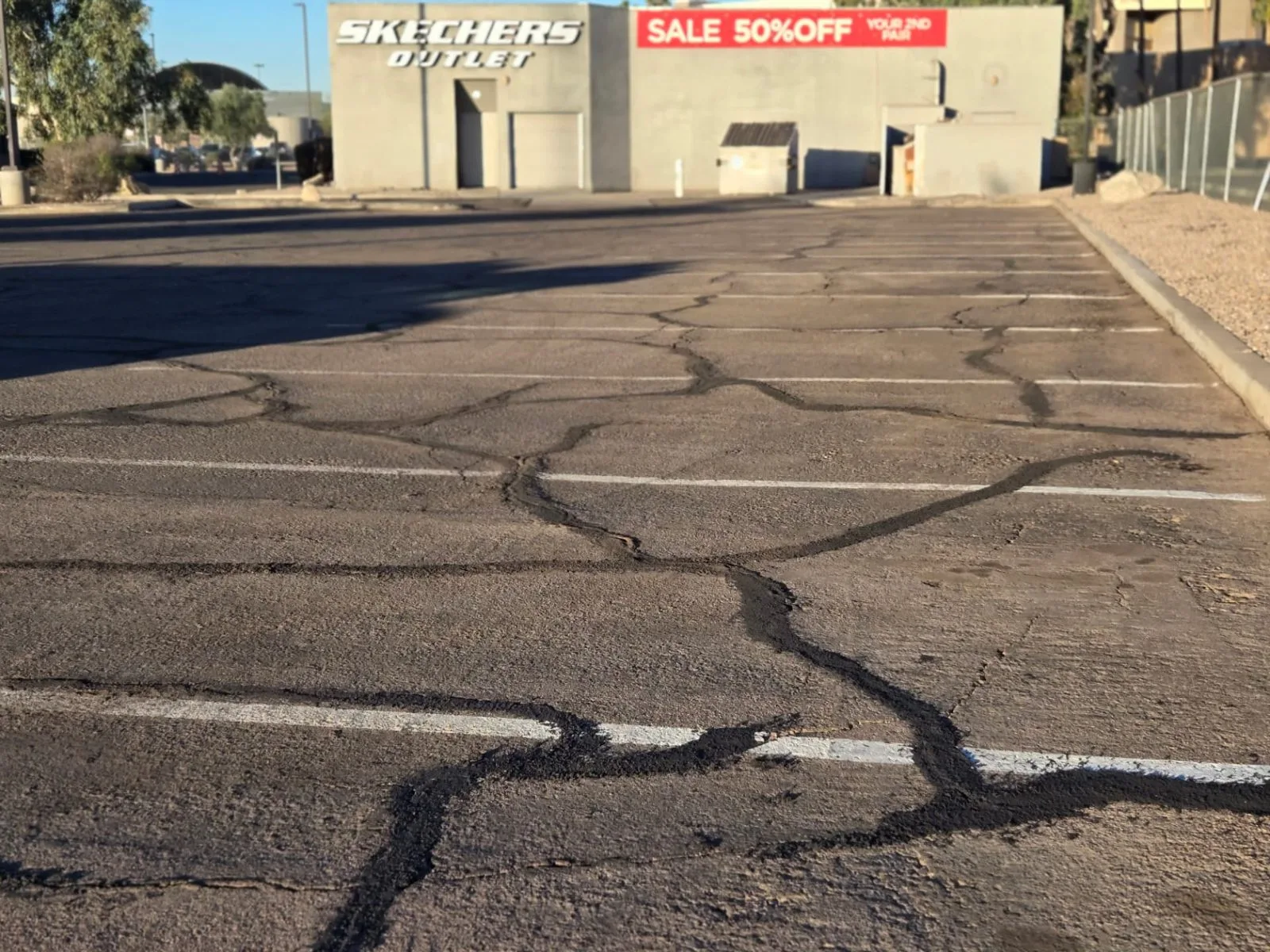 Commercial asphalt paving, sealcoating, and concrete work by American Asphalt in Arizona