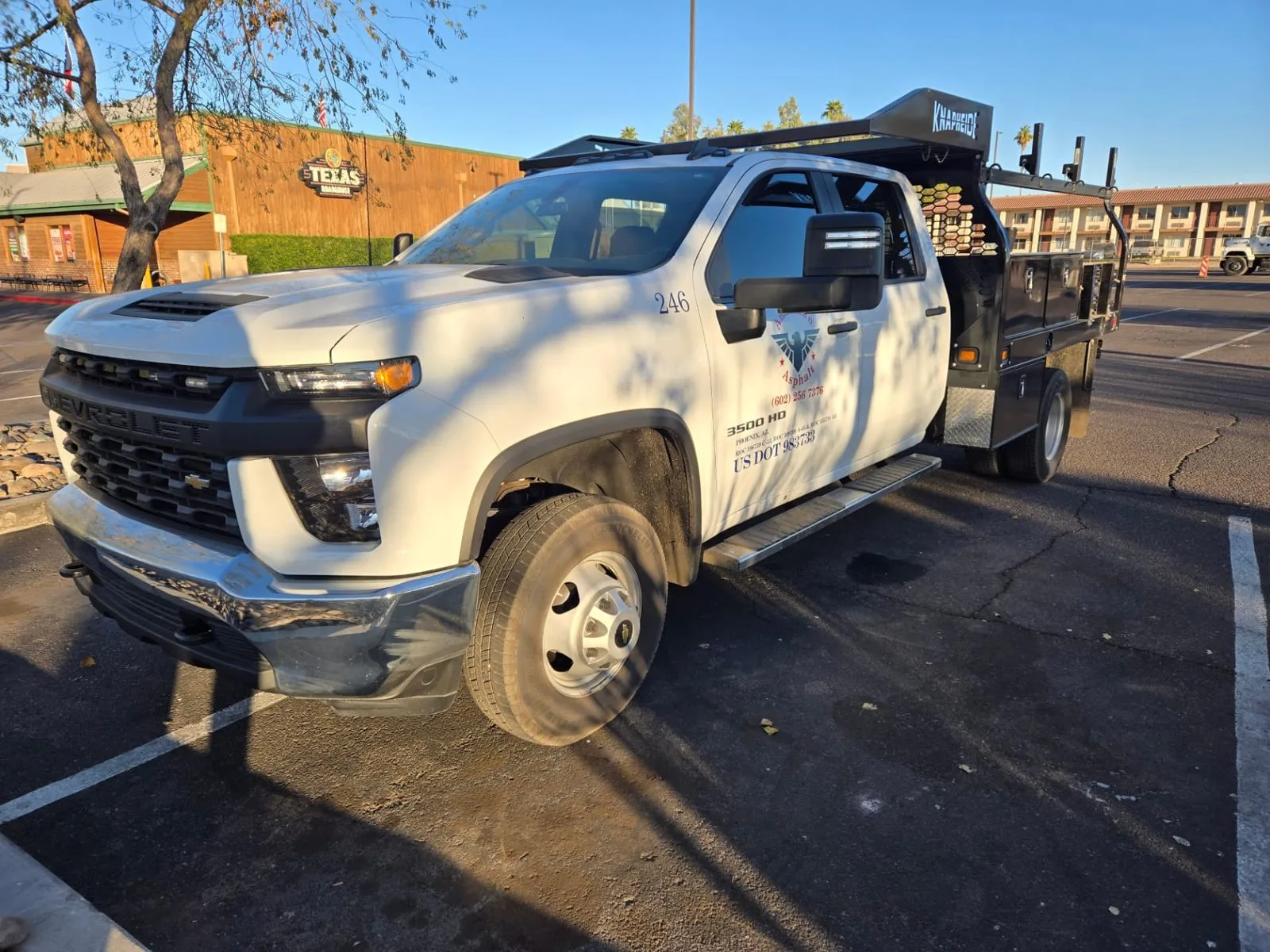 Commercial asphalt paving, sealcoating, and concrete work by American Asphalt in Arizona