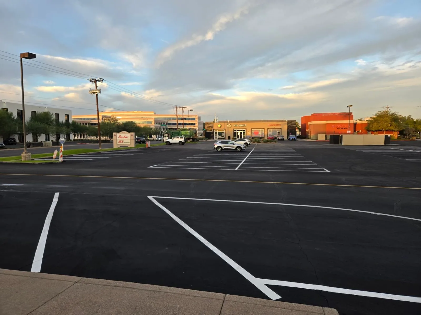 Commercial asphalt paving, sealcoating, and concrete work by American Asphalt in Arizona