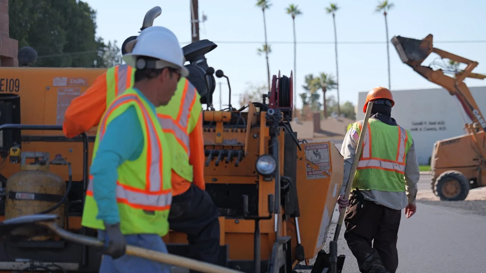 Commercial asphalt paving, sealcoating, and concrete work by American Asphalt in Arizona