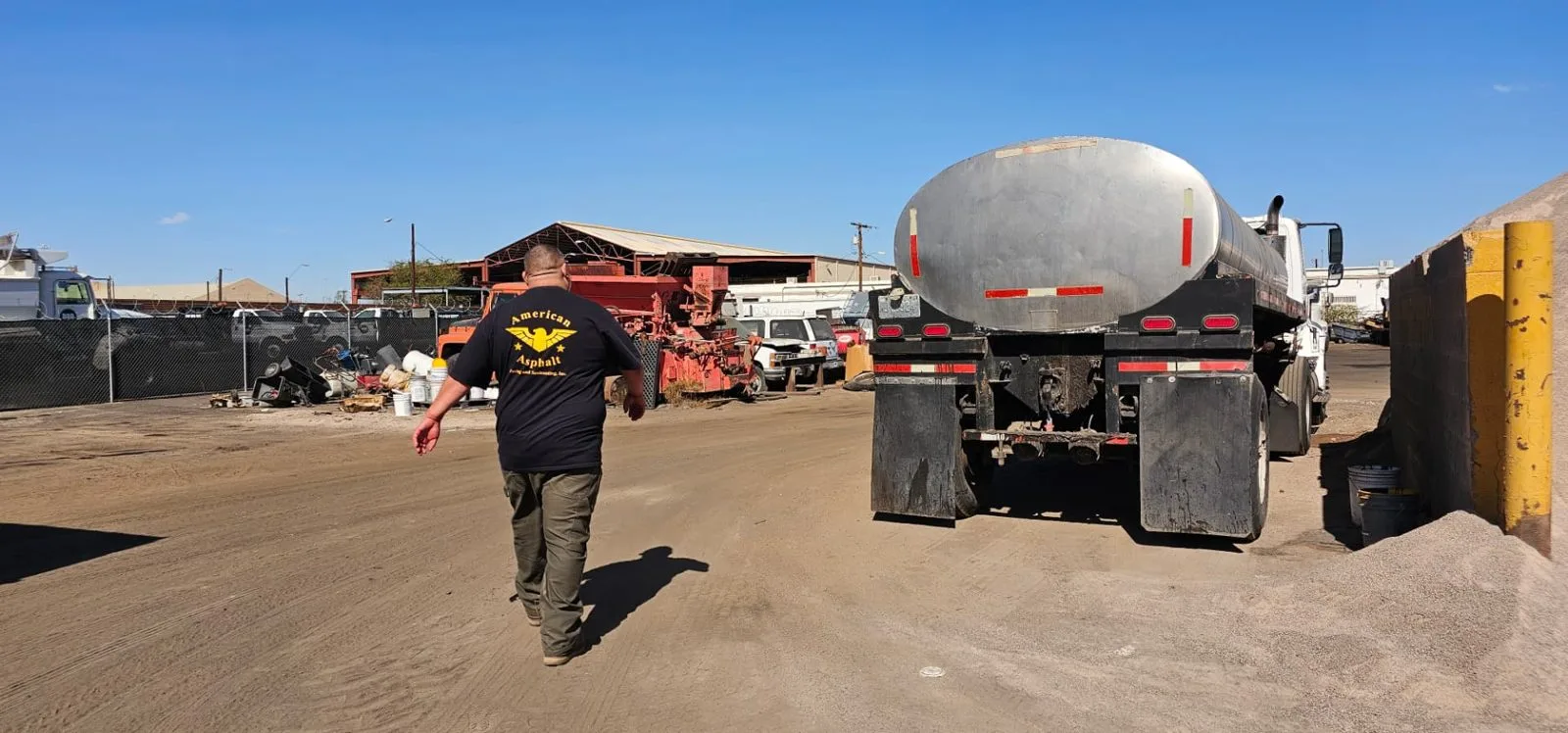 Commercial asphalt paving, sealcoating, and concrete work by American Asphalt in Arizona