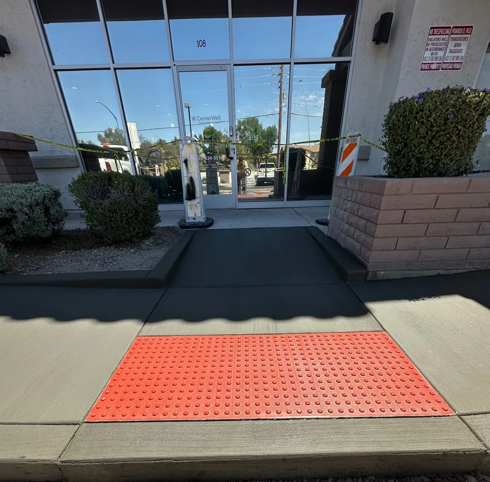 Commercial asphalt paving, sealcoating, and concrete work by American Asphalt in Arizona
