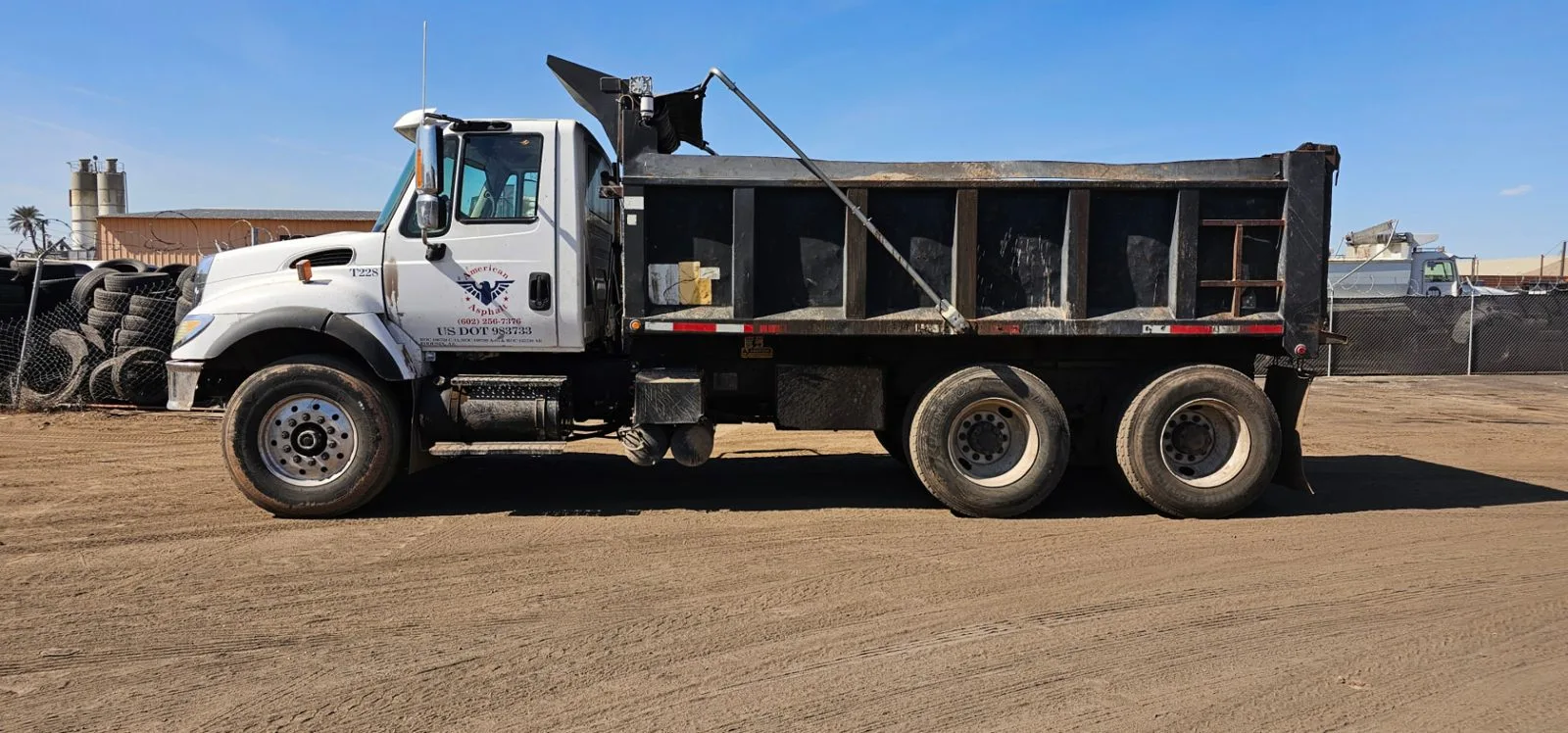 Commercial asphalt paving, sealcoating, and concrete work by American Asphalt in Arizona