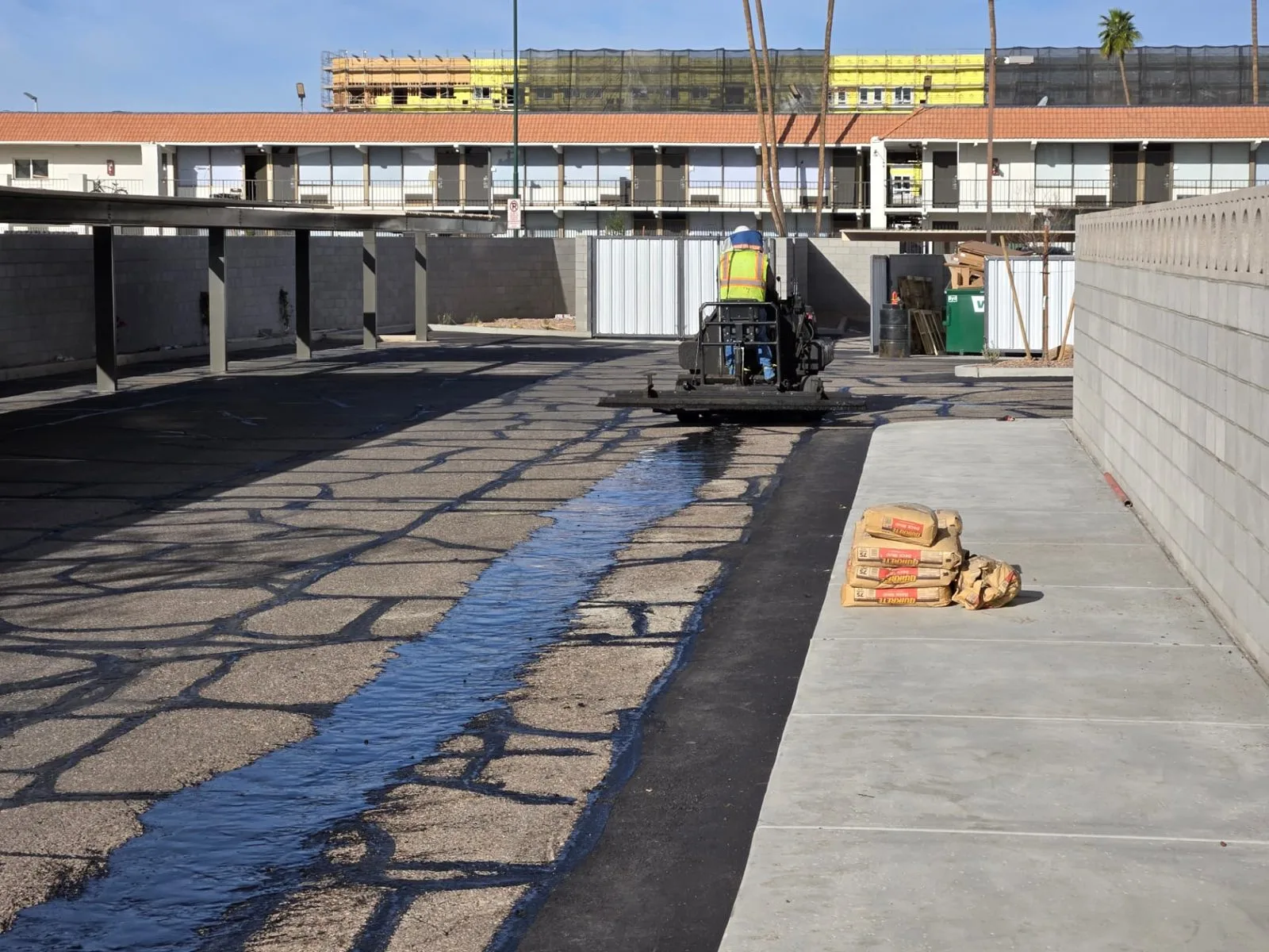Commercial asphalt paving, sealcoating, and concrete work by American Asphalt in Arizona